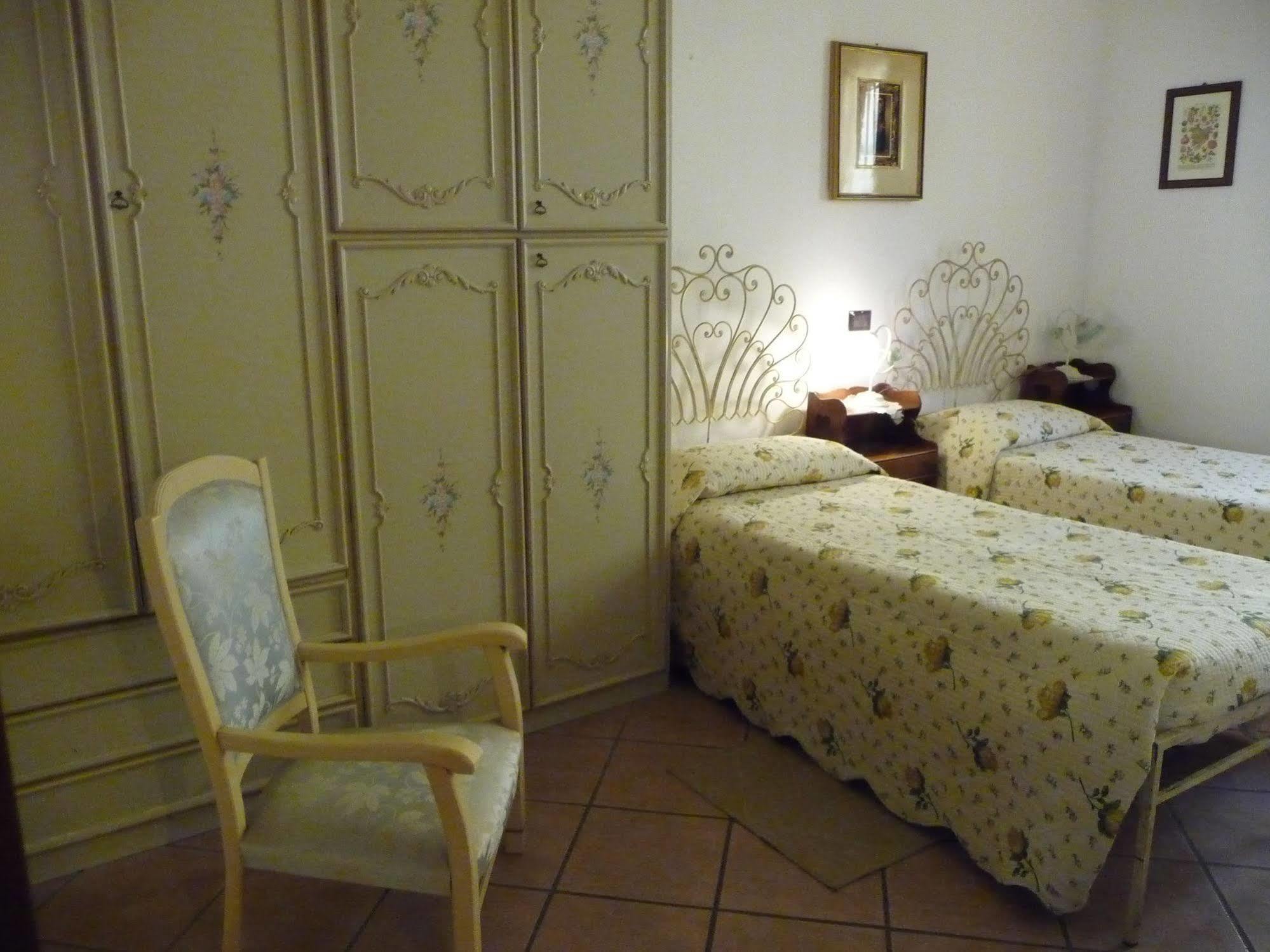 Bed and Breakfast Al Parco Curtatone Exterior foto